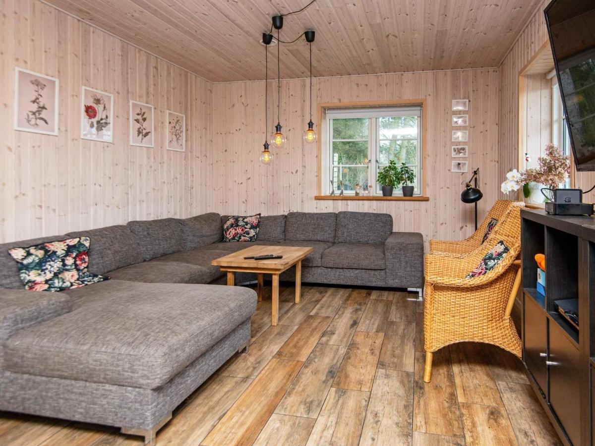 10 Person Holiday Home In Glesborg Zewnętrze zdjęcie