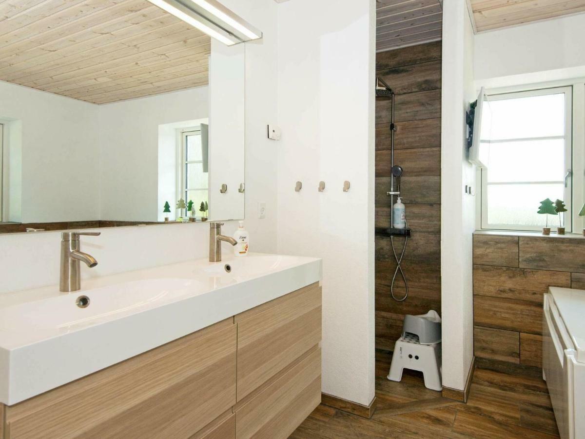 10 Person Holiday Home In Glesborg Zewnętrze zdjęcie