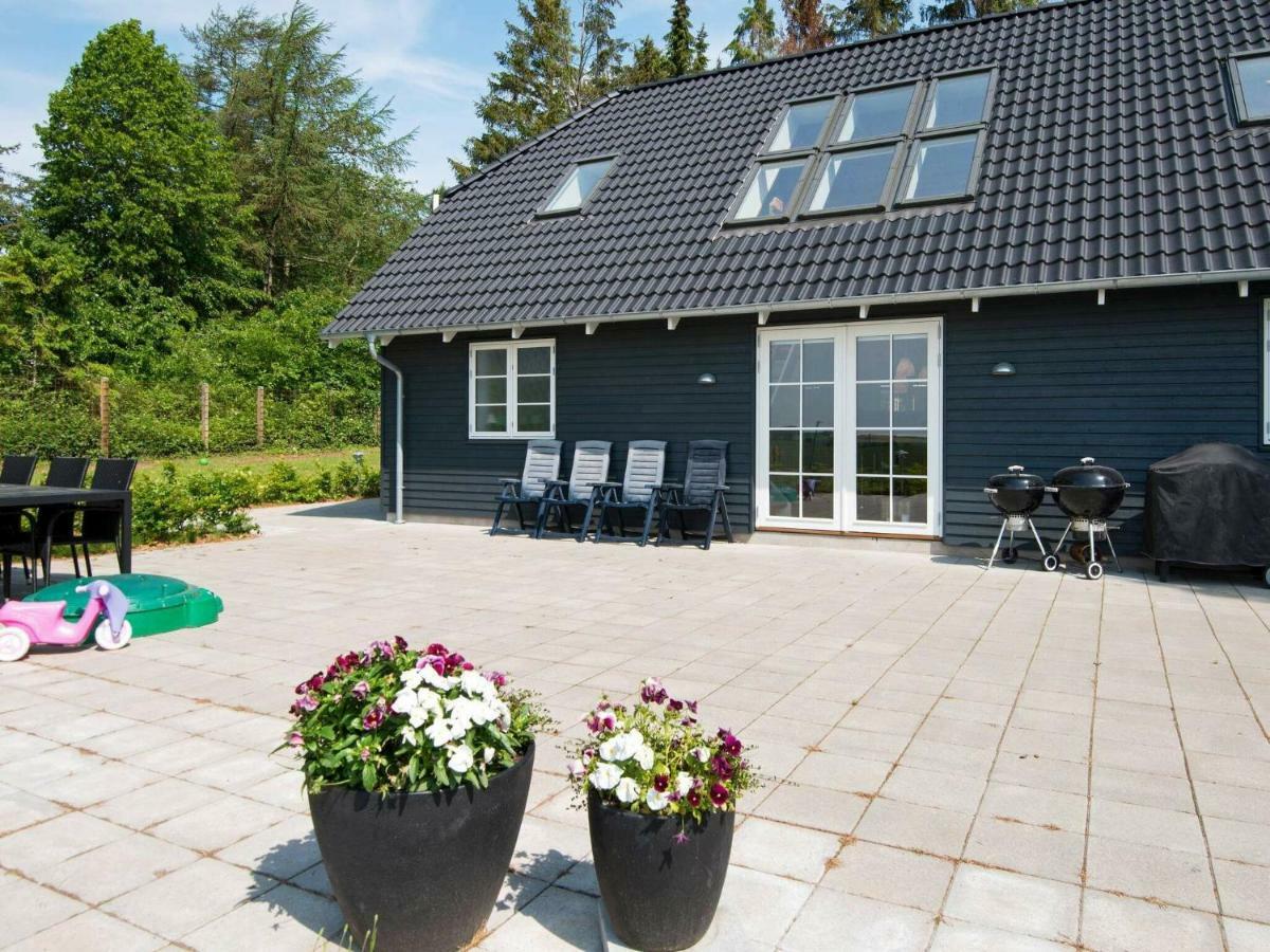 10 Person Holiday Home In Glesborg Zewnętrze zdjęcie