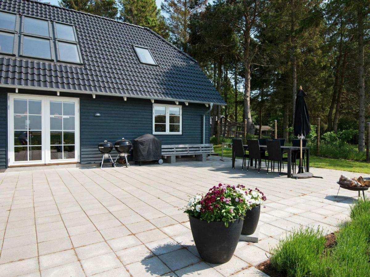 10 Person Holiday Home In Glesborg Zewnętrze zdjęcie